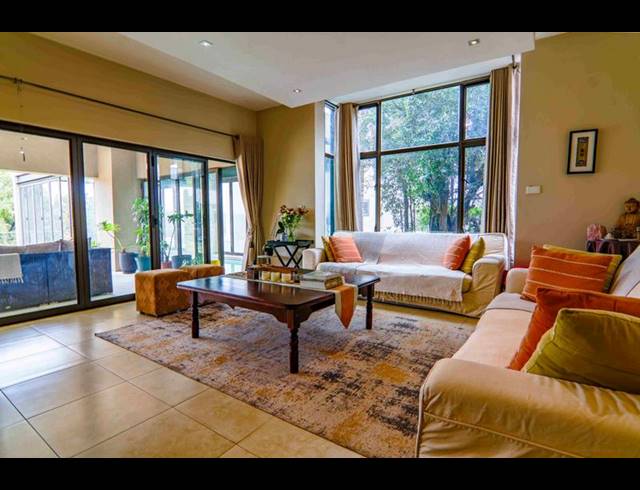 4 BEDROOM HOUSE FOR SALE IN COPPERLEAF ESTATE